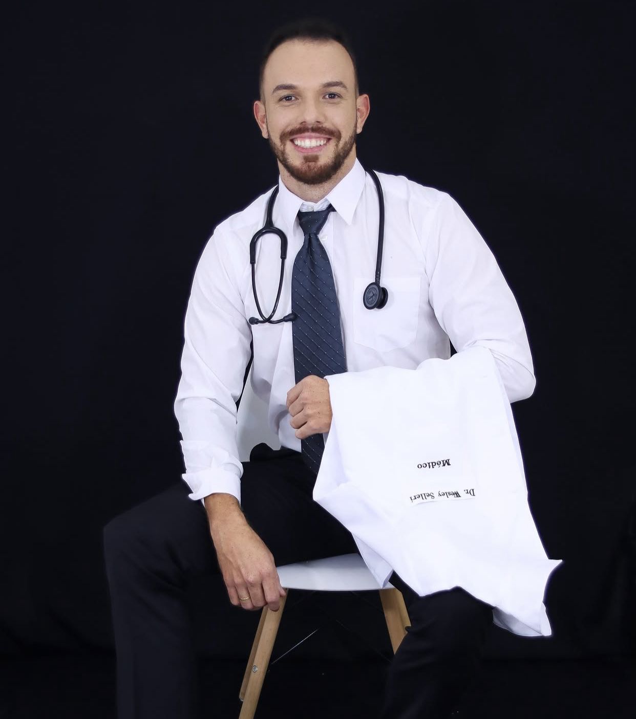 Dr. Wesley Selleri